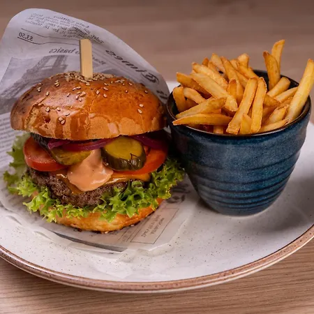 Hotel Centre By Ihg 5*