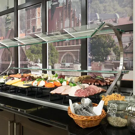 Centre By Ihg Hotel 5*