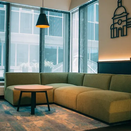 Centre By Ihg מלון