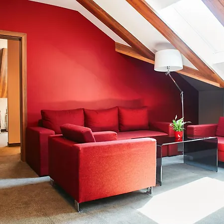 Centre By Ihg Hotel 5*