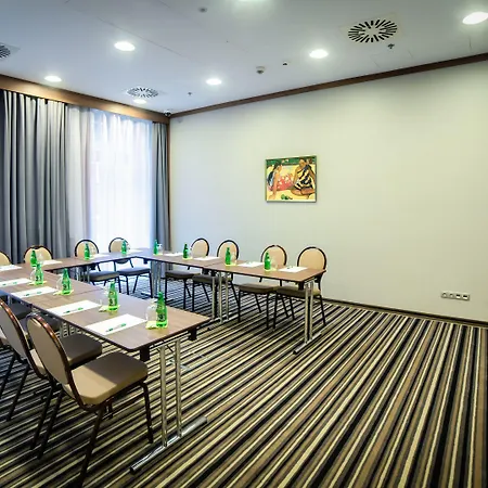 Hotel Centre By Ihg 5*