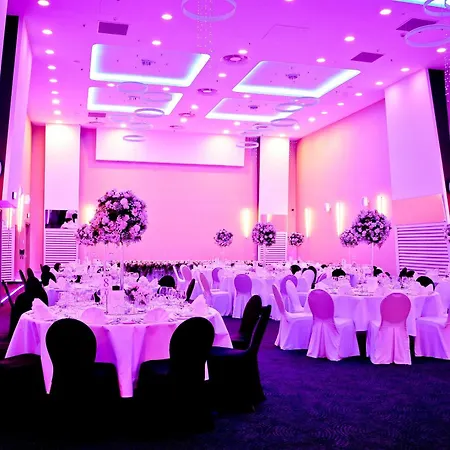 Hotel Centre By Ihg 5*