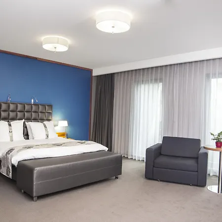 Centre By Ihg Hotell