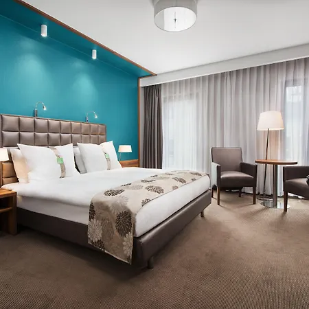 Centre By Ihg Hotel 5*