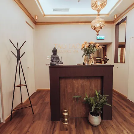 Centre By Ihg Hotel 5*