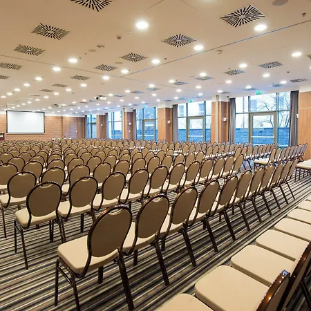 Centre By Ihg 5*