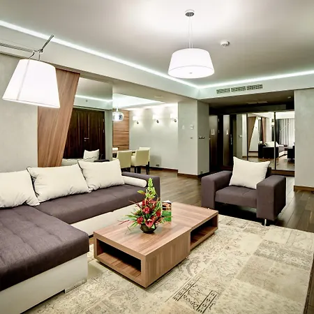 Centre By Ihg Krakau