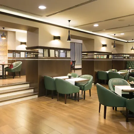 Centre By Ihg Krakau
