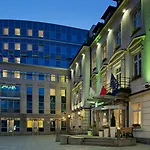 Centre By Ihg Отель Краков